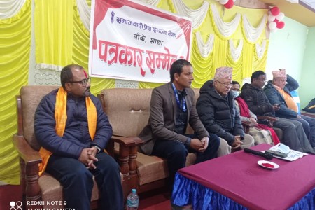 सत्ता गठबन्धन आगामी निर्वाचनसम्म कायमै रहन्छः माधव नेपाल